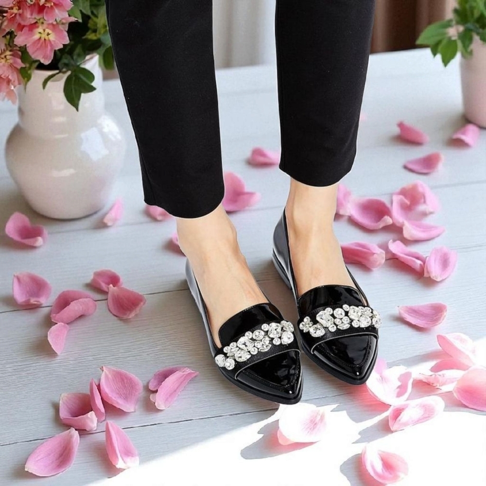 Asos Elegant Black Women's Loafers with Rhinestone  Embellishments Sz 6 EUC
